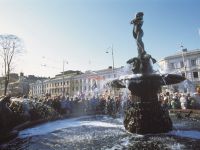 Финляндия: скульптуру Хавис Аманда предлагают перенести