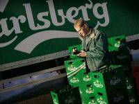 Carlsberg сокращает штат