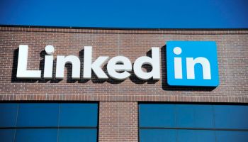 Швеция: соцсеть LinkedIn станет собственностью Microsoft