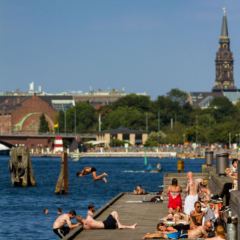 Дания: информация о жителях Копенгагена — на продажу