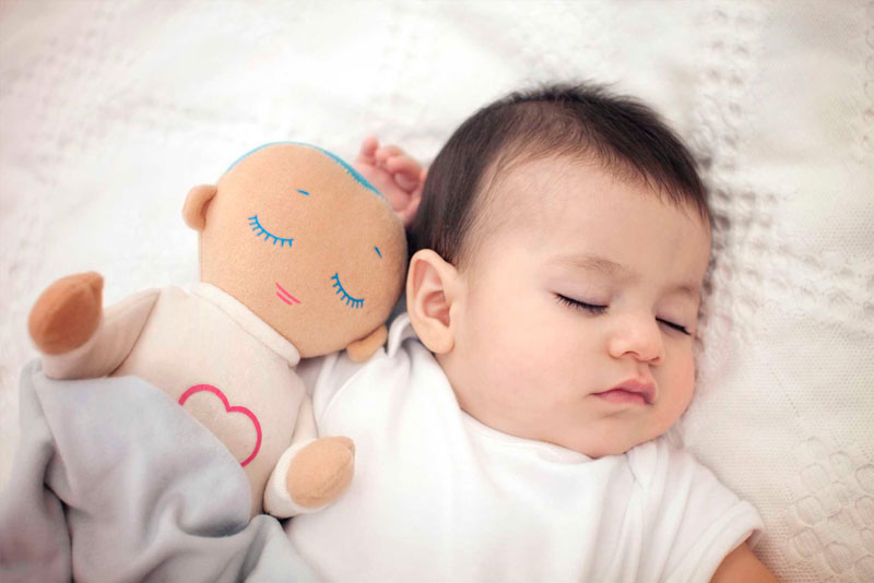 Исландия: Кукла поможет родителям выспаться